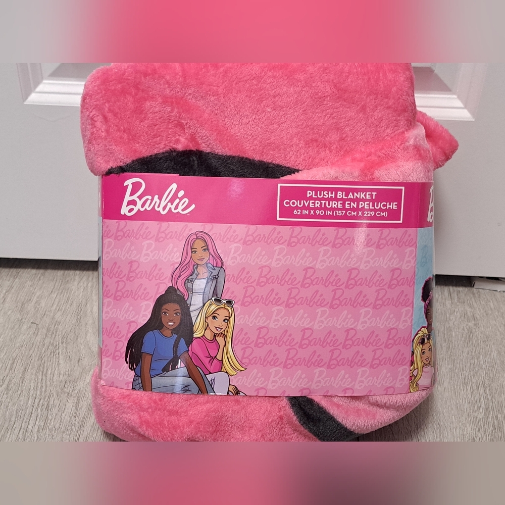 Barbie Pink and Black Plush Blanket